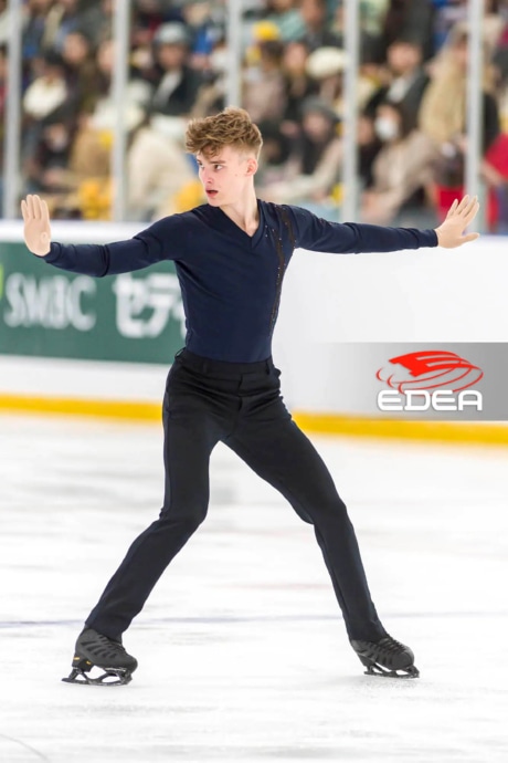 Ice Gallery Skates U.S.